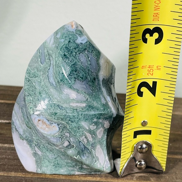 Moss Agate Crystal Flame - Picture 4 of 4